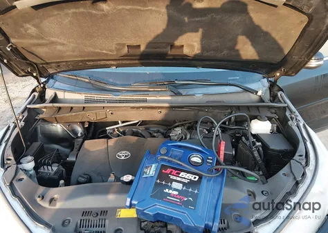 2018 Toyota Highlander Le z USA, uszkodzony, nr VIN 5TDBZRFH1JS906155